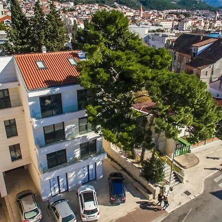Mt * Makarska