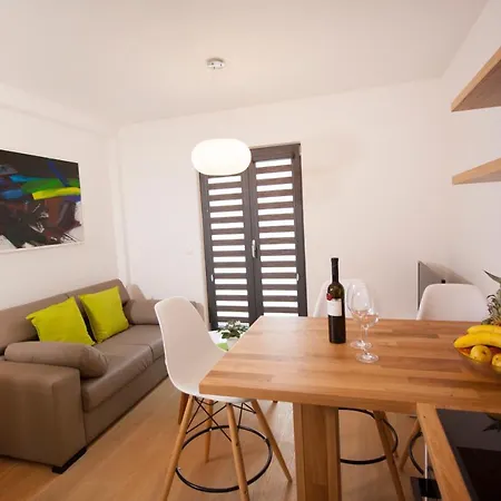 Mt Apartment Makarska