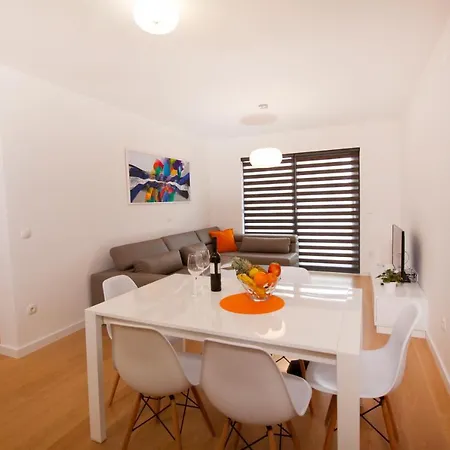 Mt * マカルスカ